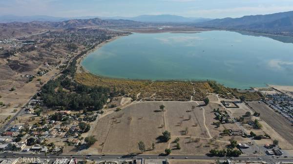 Lake Elsinore, CA 92532,31360 Riverside Dr.