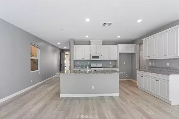831 Parisa PL, Upland, CA 91786