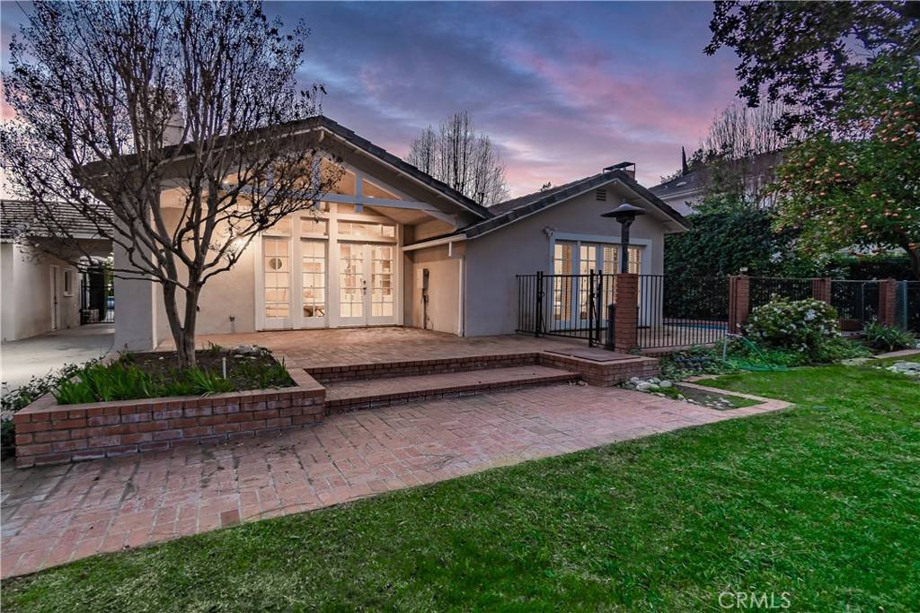 111 W Lemon AVE, Arcadia, CA 91007