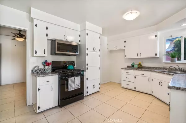 529 Richbrook DR, Claremont, CA 91711