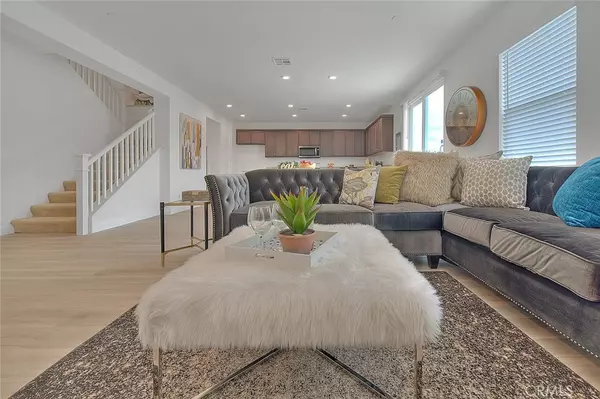 Ontario, CA 91762,2782 E Howlett LN