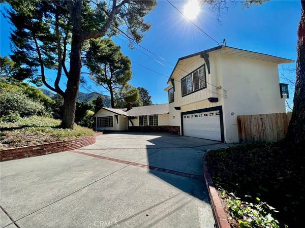 La Crescenta, CA 91214,2320 Jayma LN