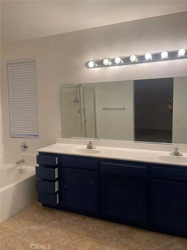 Colton, CA 92324,1450 Gilbert J Adame CT