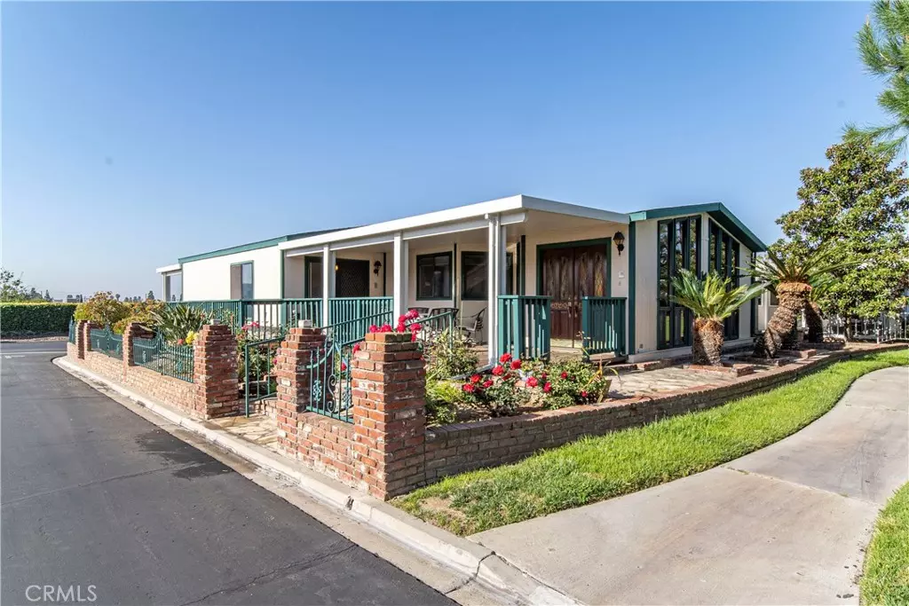 Brea, CA 92821,1261 Fern Lake AVE #231