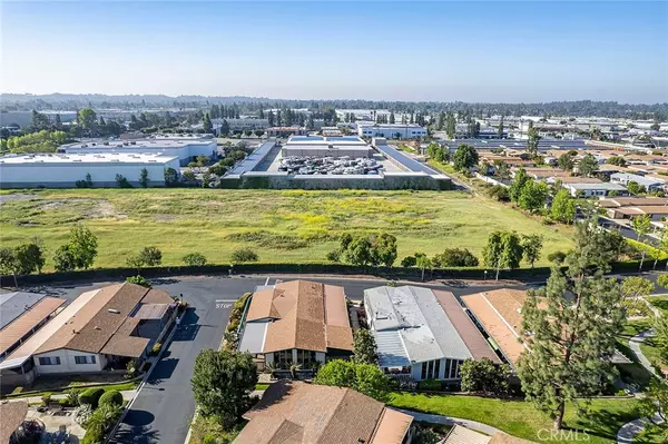 Brea, CA 92821,1261 Fern Lake AVE #231