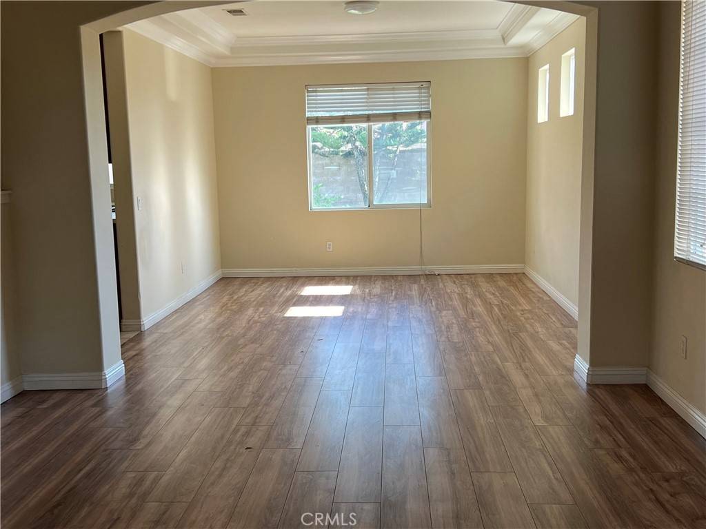 Eastvale, CA 92880,13745 Heatherwood DR