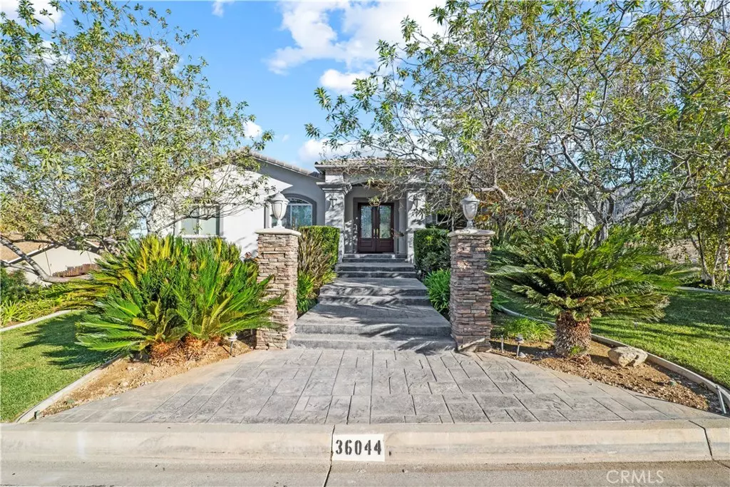 Yucaipa, CA 92399,36044 Highland AVE