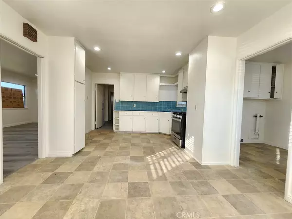 Chino, CA 91710,12811 Oaks AVE