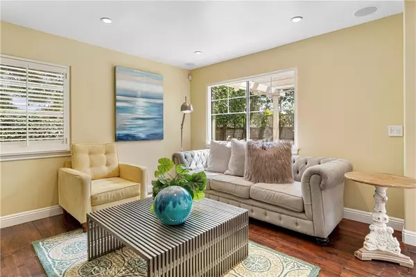 San Gabriel, CA 91775,402 San Marino Oaks