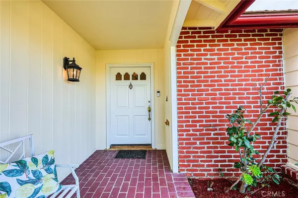 San Marino, CA 91108,2875 Wallingford RD