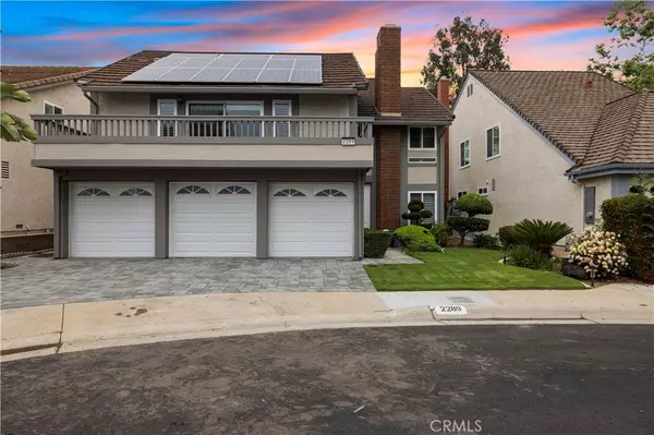 2289 Shadetree Cir, Brea, CA 92821