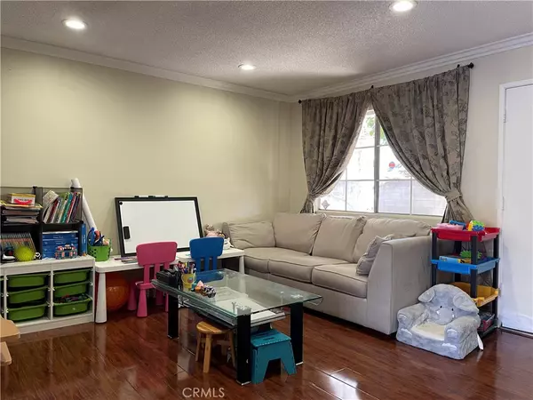 Baldwin Park, CA 91706,4050 Badillo CIR #B