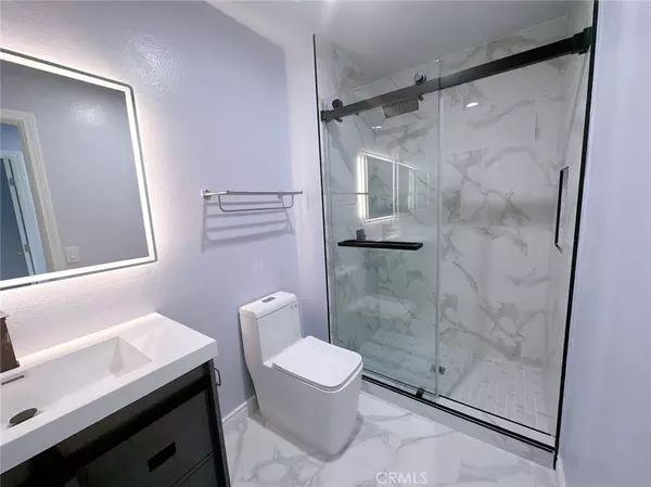 Rosemead, CA 91770,8102 Loren LN