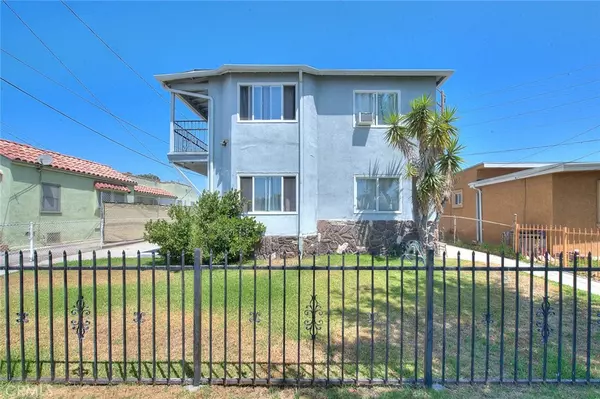 Huntington Park, CA 90255,3827 Grand AVE