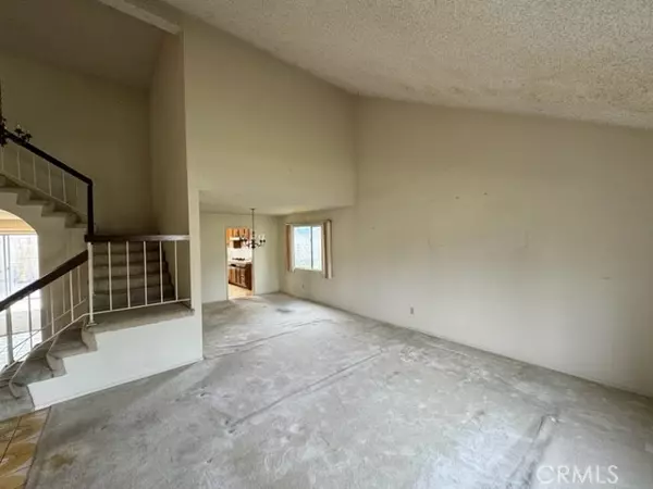 Placentia, CA 92870,312 San Anselmo LN