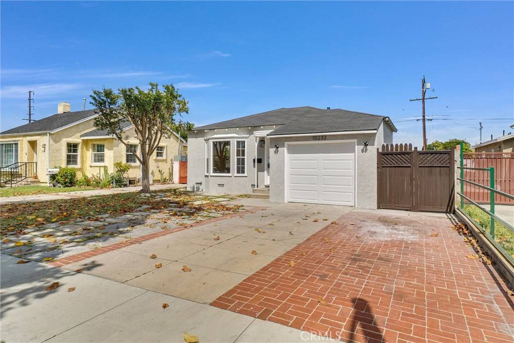 10232 McNerney AVE, South Gate, CA 90280