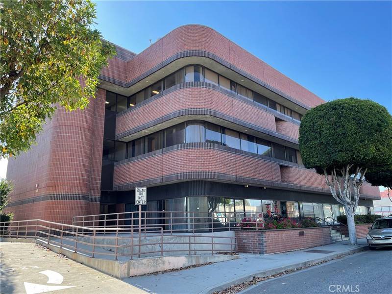 223 N Garfield Ave #205, Monterey Park, CA 91754