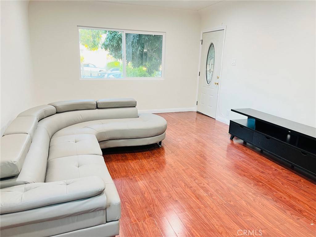 Monterey Park, CA 91754,625 N Moore AVE