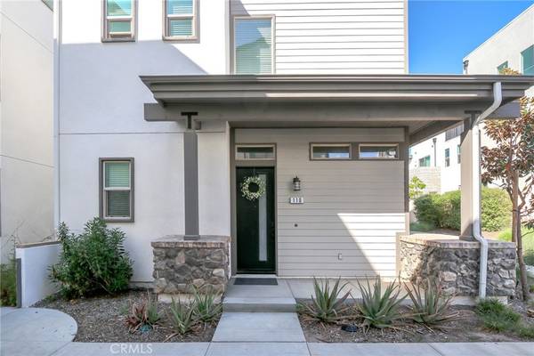 Irvine, CA 92618,110 Spectacle