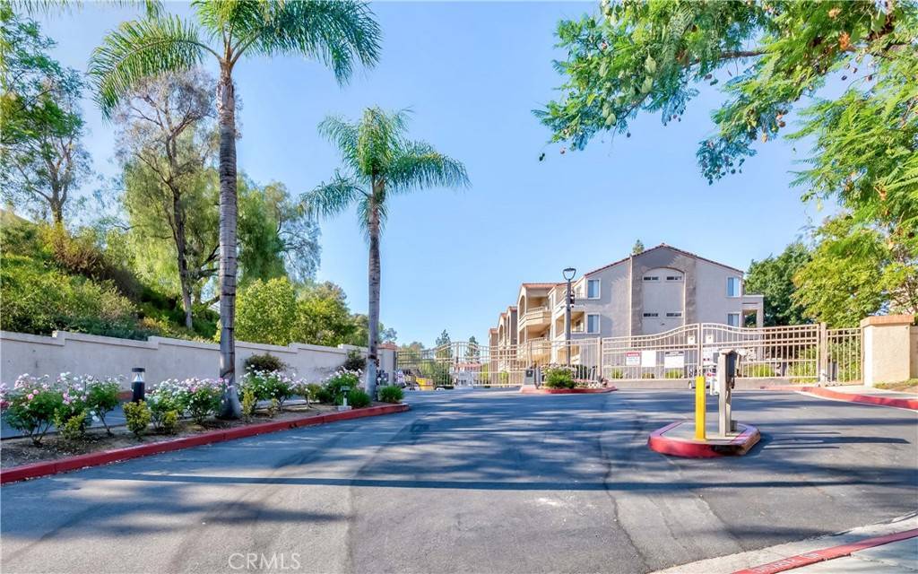 Corona, CA 92879,1020 La Terraza CIR #207