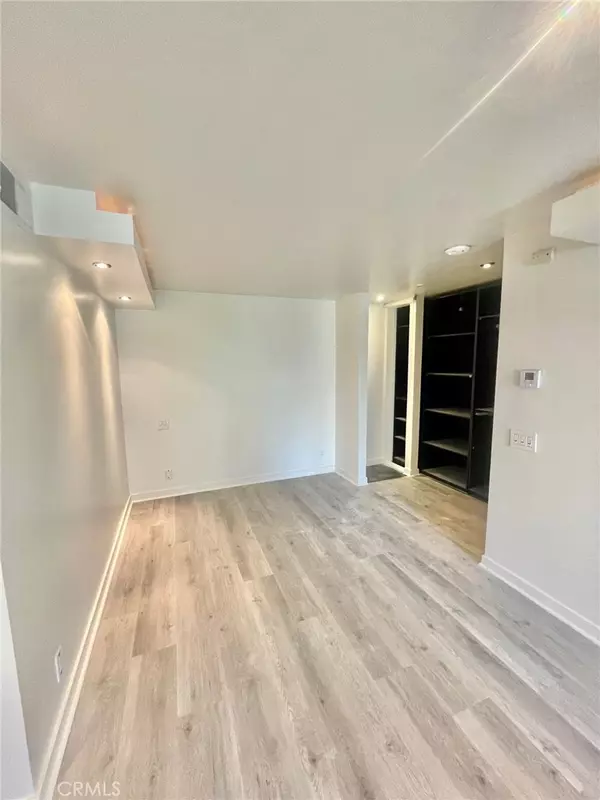 Montebello, CA 90640,1610 Neil Armstrong ST #209