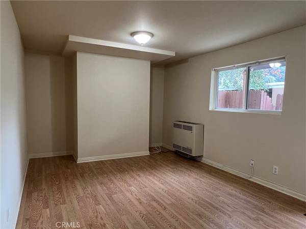 Los Angeles, CA 90068,3107 Hollycrest DR
