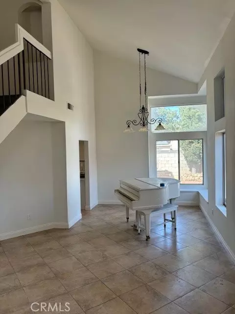 Fontana, CA 92337,15364 Villaba RD