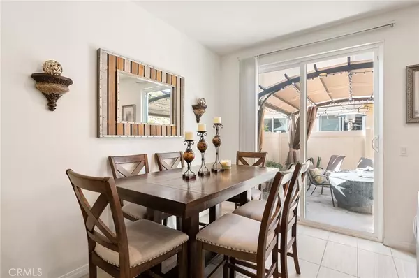Saugus, CA 91350,22089 Barrington WAY