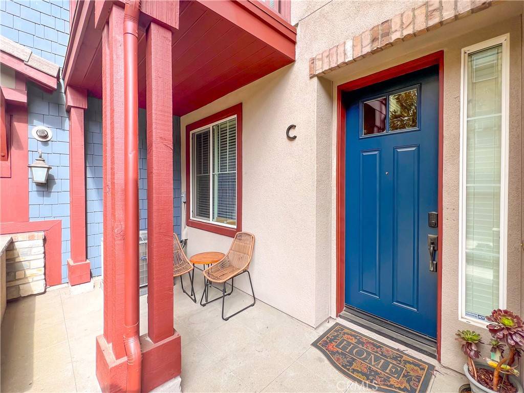 715 S Azusa AVE #C, Azusa, CA 91702