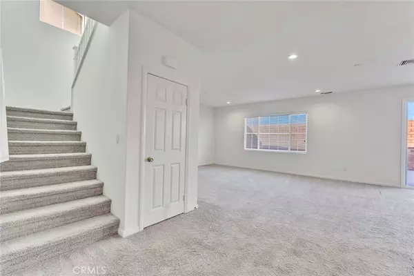 Ontario, CA 91761,3393 E Sweetbay WAY