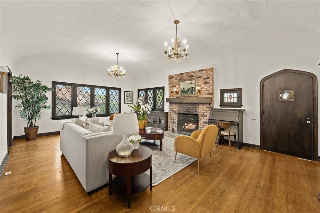 South Pasadena, CA 91030,2042 Fremont AVE