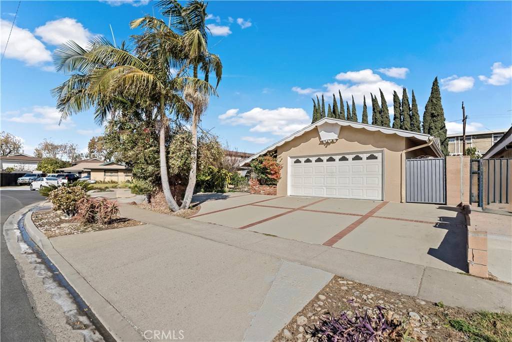 1151 Mear LN, Tustin, CA 92780