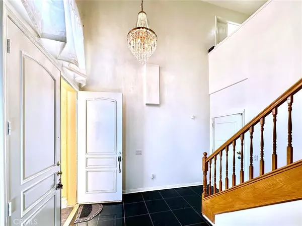 Rosemead, CA 91770,7735 Graves