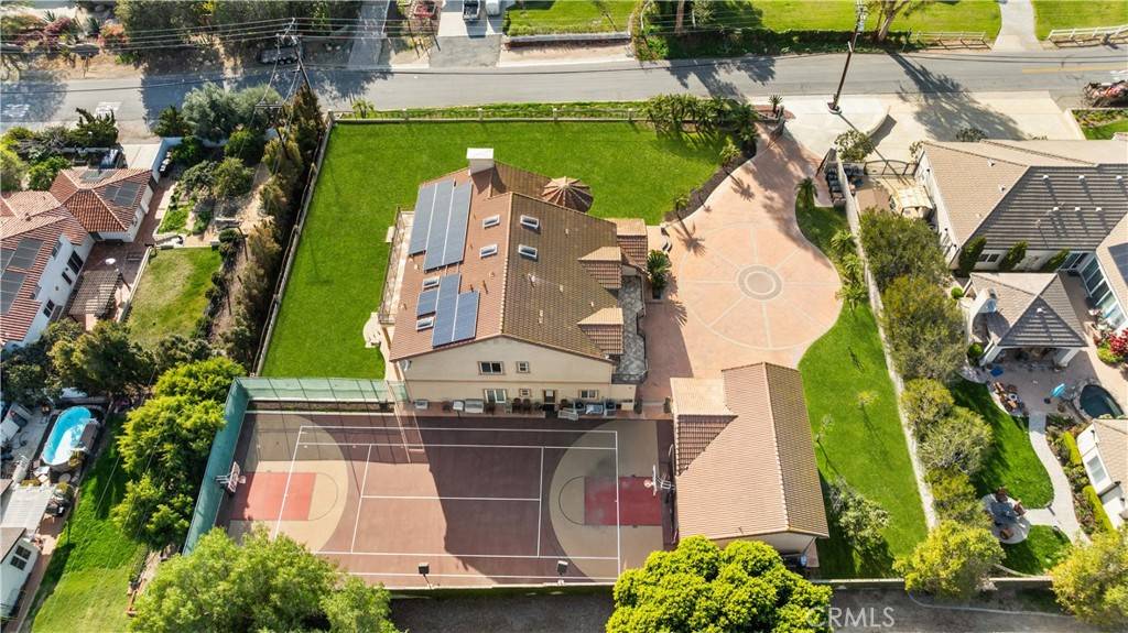Yorba Linda, CA 92886,4642 Ohio ST