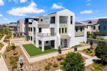 123 Bosal, Irvine, CA 92618