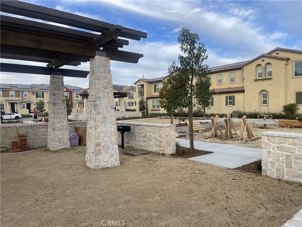 Ontario, CA 91761,3908 E Coronado Privado ST