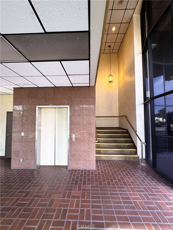 Alhambra, CA 91801,1041 S Garfield AVE #210