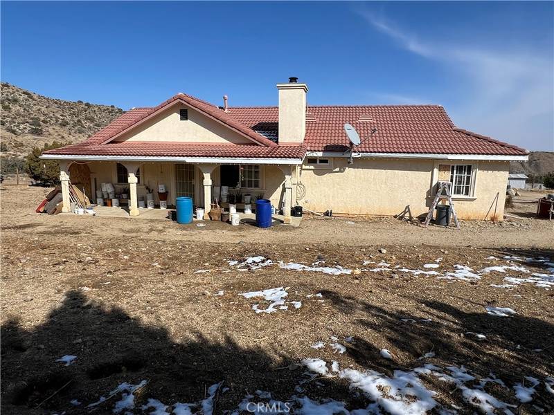 29710 123rd ST E, Pearblossom, CA 93553