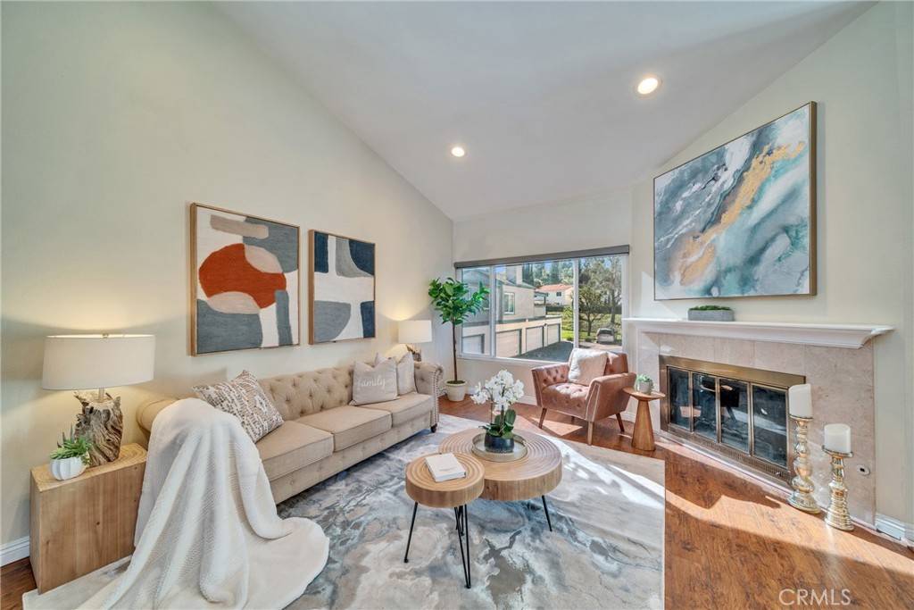 1118 Cleghorn DR #E, Diamond Bar, CA 91765