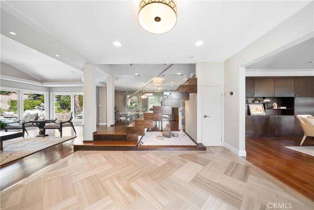 Los Angeles, CA 90046,7923 Electra DR