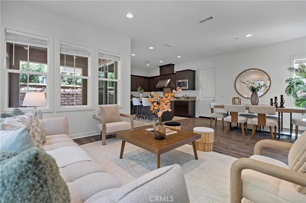 Lake Forest, CA 92630,32 Torosa