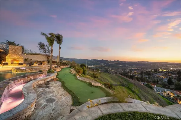 Yorba Linda, CA 92887,5545 Blue Ridge DR