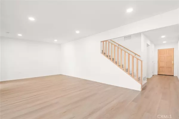 Montebello, CA 90640,336 Ridge Terrace LN