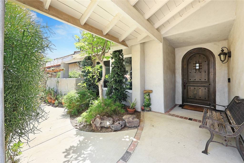 Rancho Cascades, CA 91342,13771 De Garmo Ave