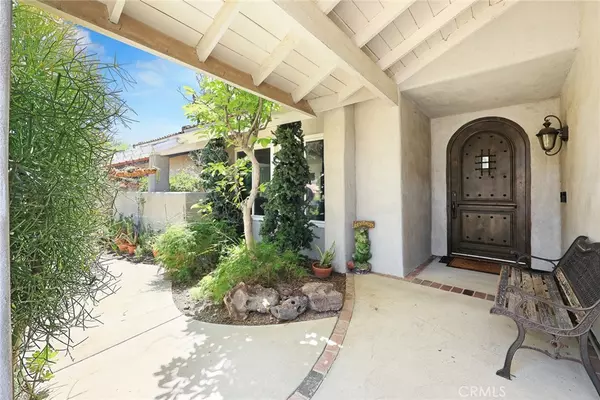 Rancho Cascades, CA 91342,13771 De Garmo Ave