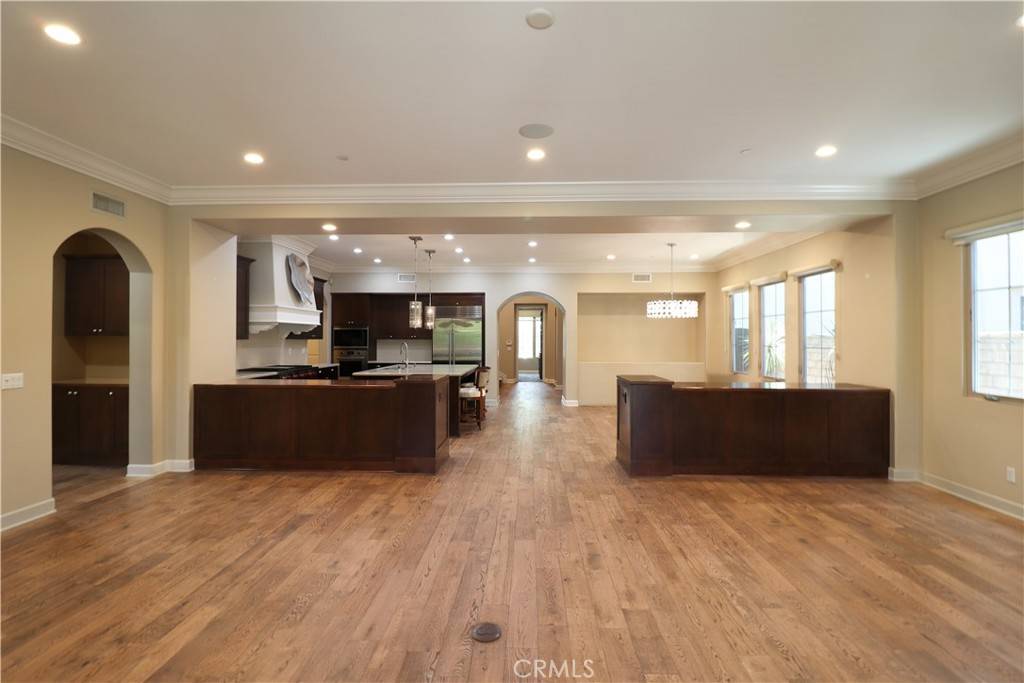 Irvine, CA 92602,7 Zephyr