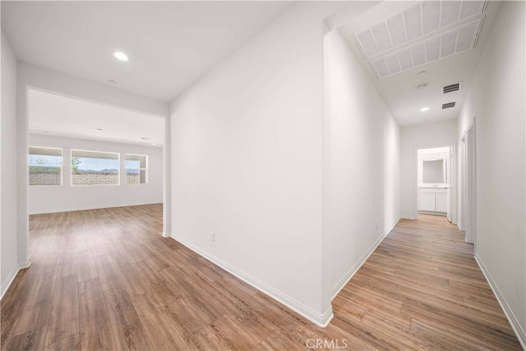 Menifee, CA 92584,29391 Santa Ynez Cir