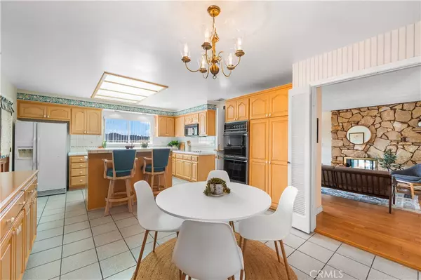 Glendale, CA 91206,761 Foxkirk RD