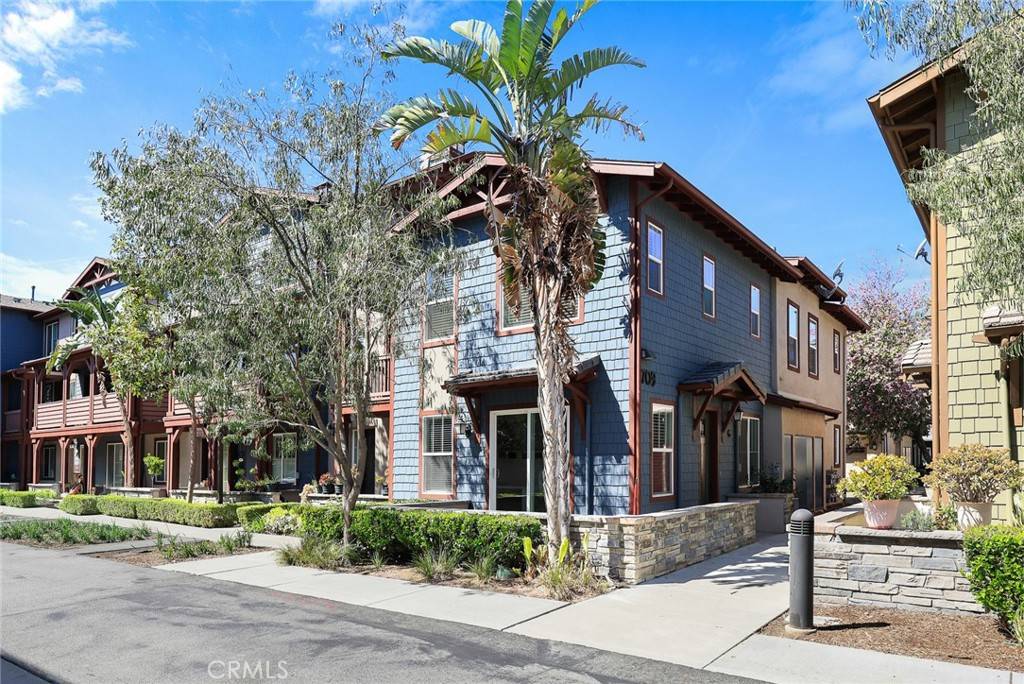 709 S Azusa AVE #G, Azusa, CA 91702
