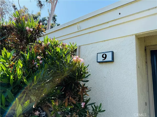 Irvine, CA 92612,9 Morena #28